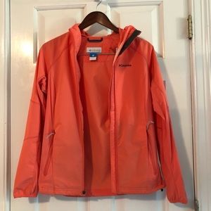Columbia Lightweight Peach Windbreaker Size Small